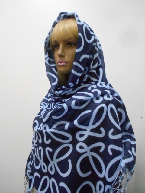  Loewe палантин