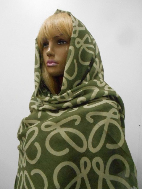  Loewe палантин