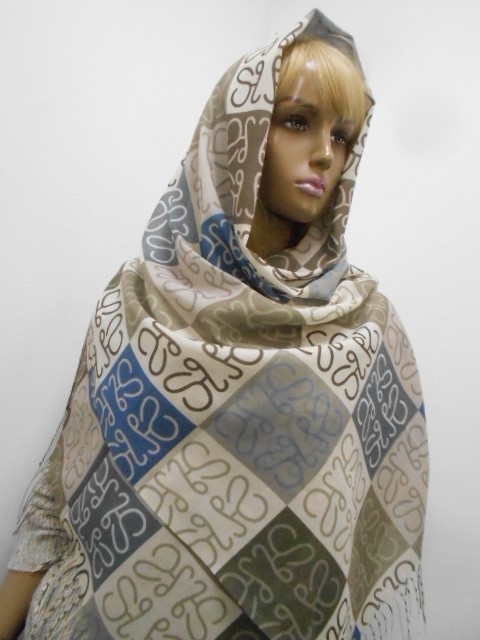  Loewe палантин