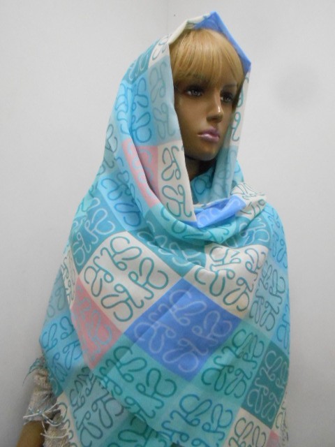  Loewe палантин