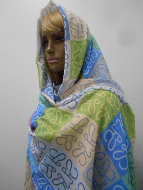  Loewe палантин