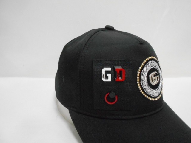  Бейсболка Гучи ассорти