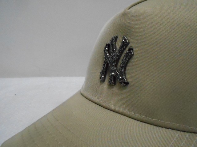  Бейсболка NY стразы