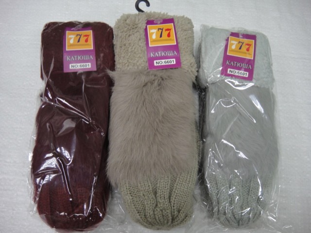  Варежки жен. с песцом