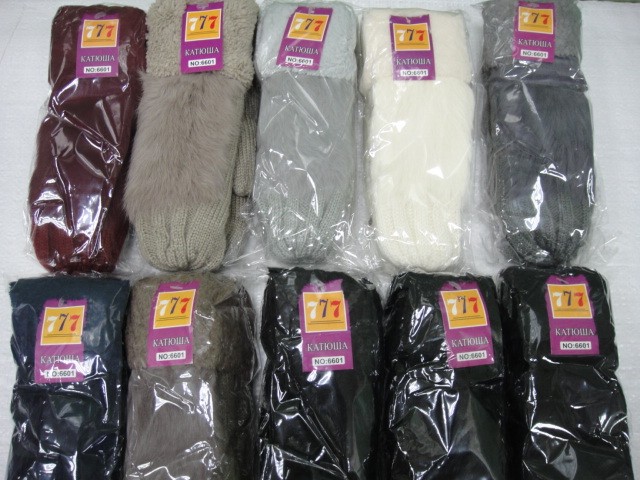  Варежки жен. с песцом