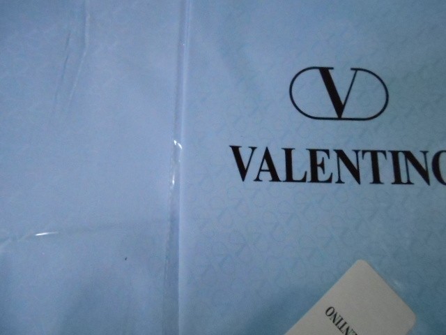 Валентино платок