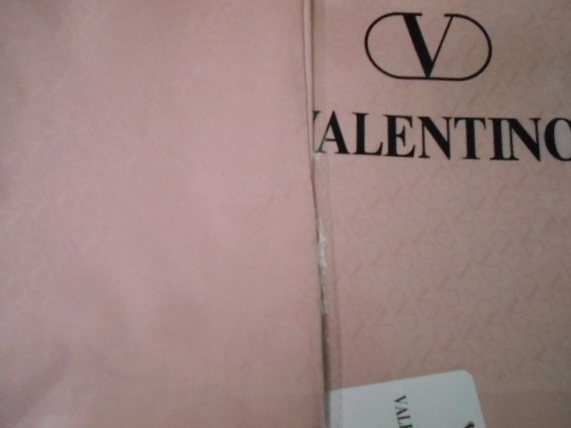 Валентино платок