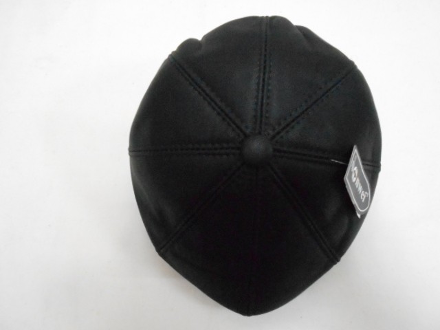  Кепка муж. кожа