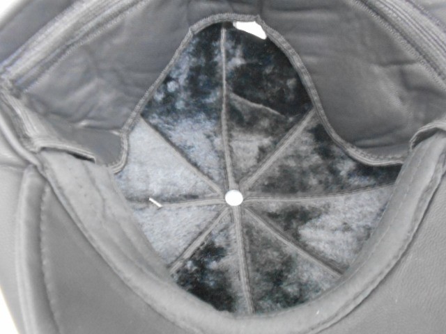  Кепка муж. кожа