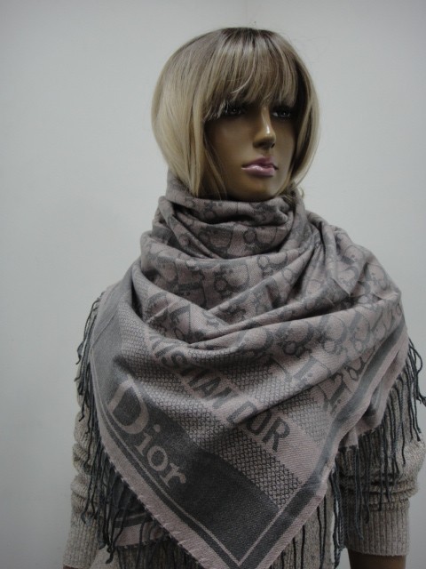 Диор палантин