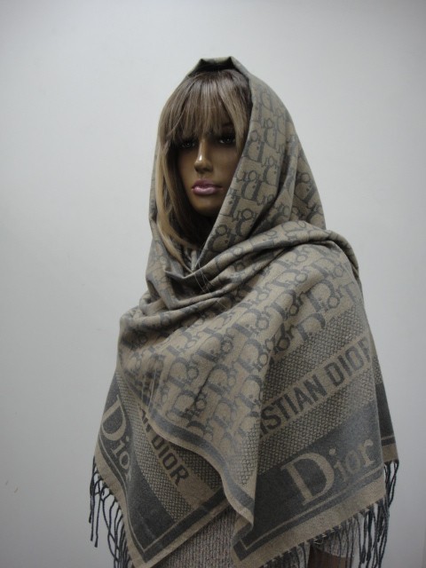 Диор палантин