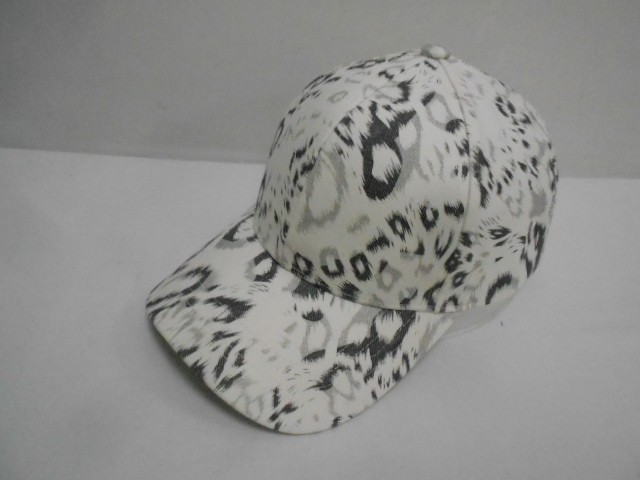  Бейсболка тигровый принт