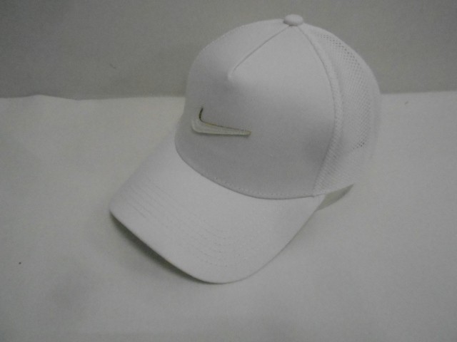  Бейсболка муж. с сеткой