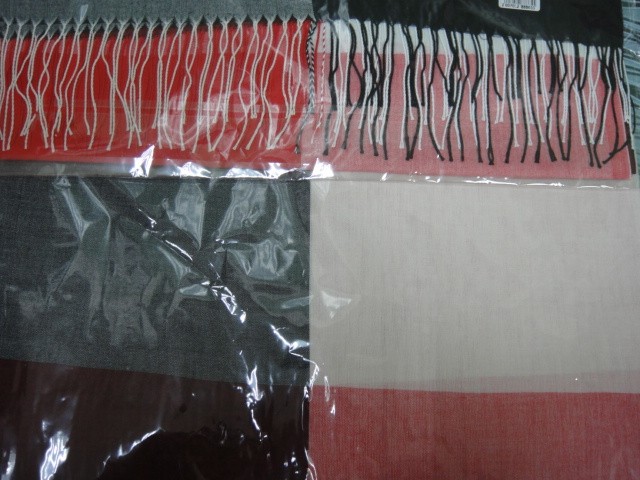  Крупная клетка платок