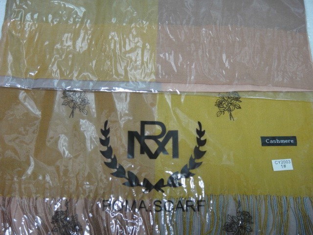  Крупная клетка платок