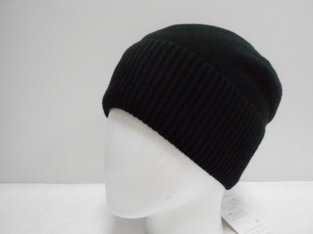 Грей шапка с пряжкой