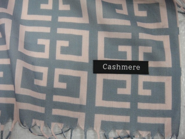  Живанши платок