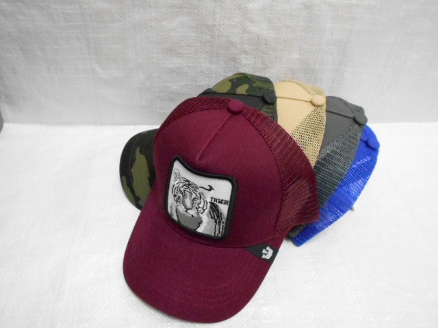  Бейсболка муж. с сеткой