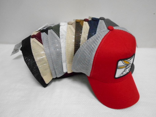  Бейсболка муж. с сеткой 