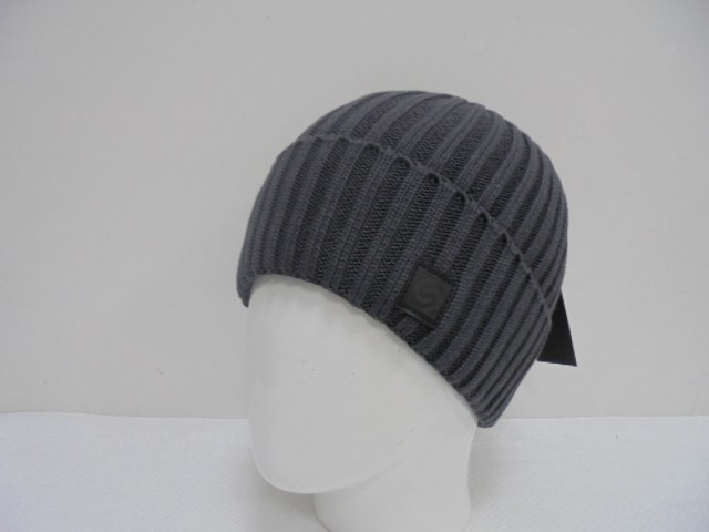  Луис F шапка с отворотом