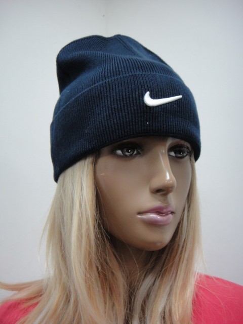  Шапка с отворотом