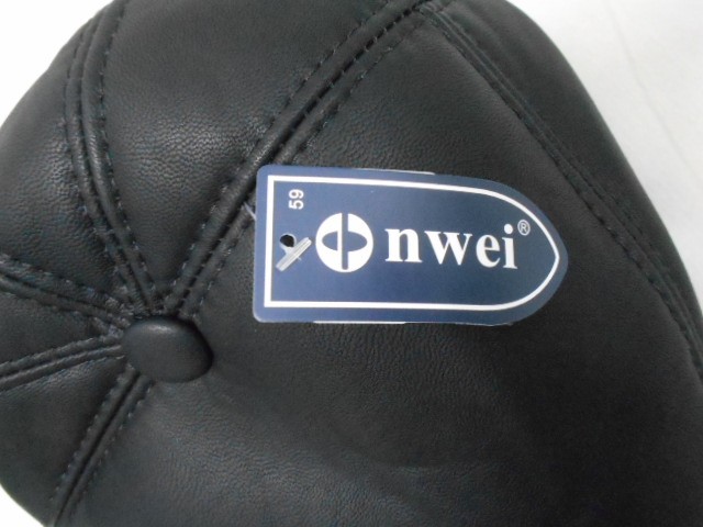  Кепка муж. кожа 