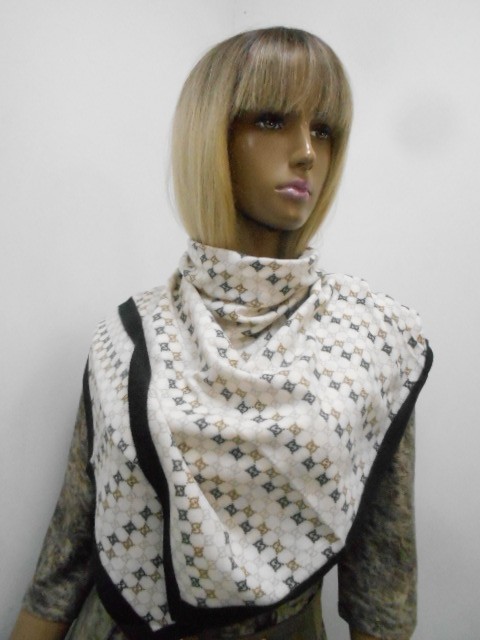   Гучи платок