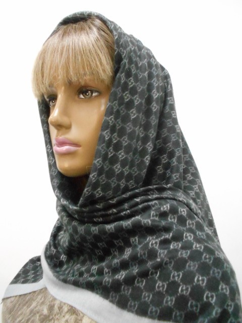   Гучи платок