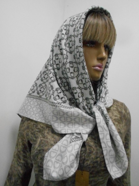   Гучи платок