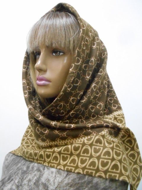   Гучи платок