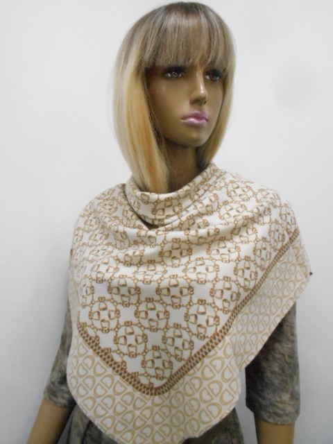   Гучи платок