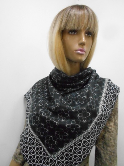   Гучи платок