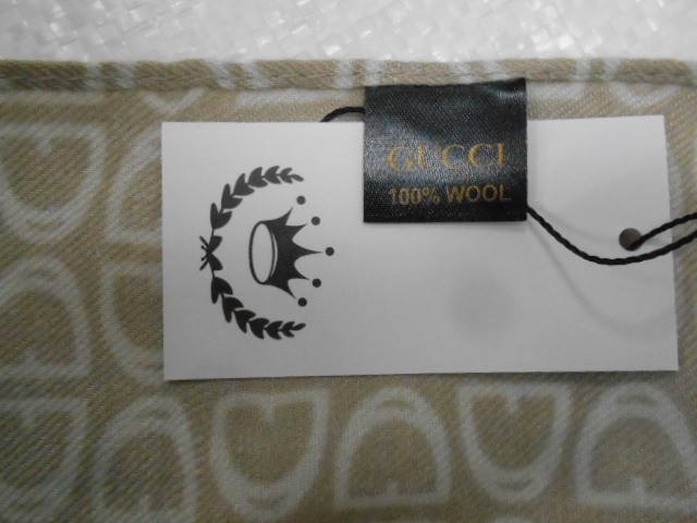   Гучи платок