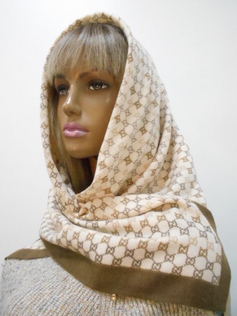   Гучи платок