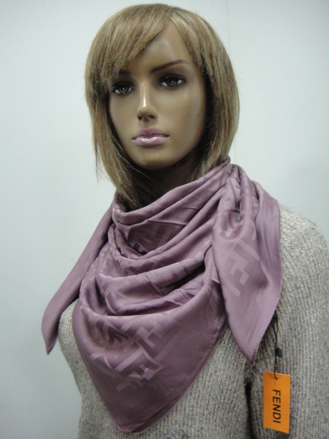 Fendi платок
