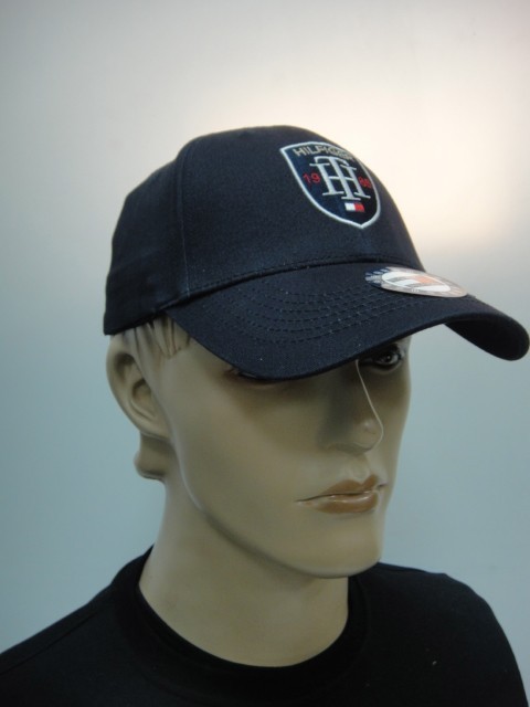  Бейсболка TOMMY