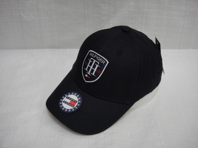  Бейсболка TOMMY