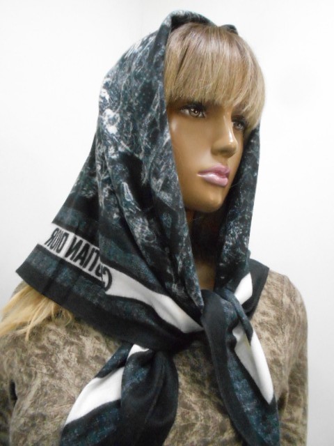  Диор платок