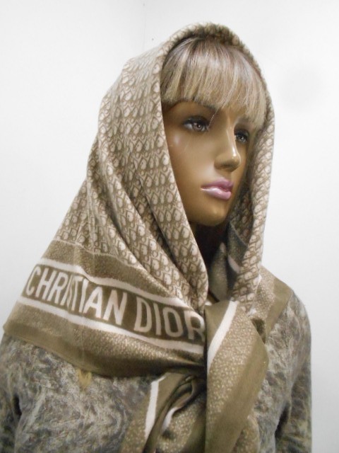  Диор платок