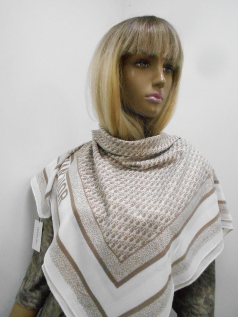  Диор платок