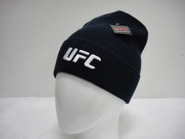  Шапка с отворотом