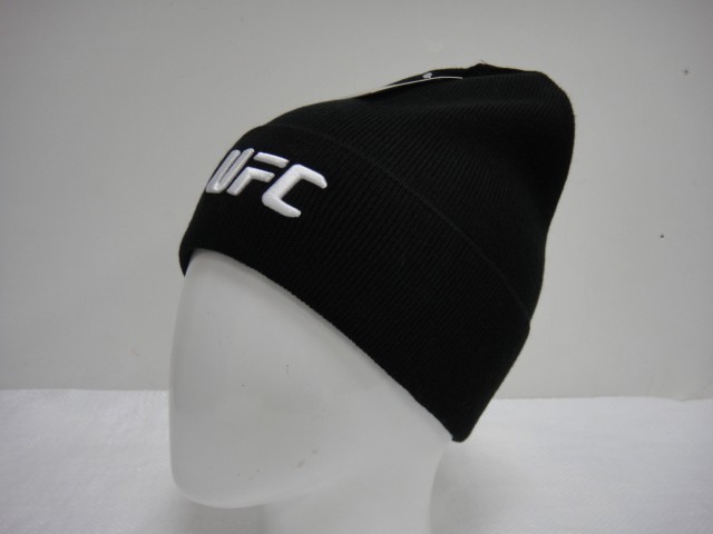  Шапка с отворотом