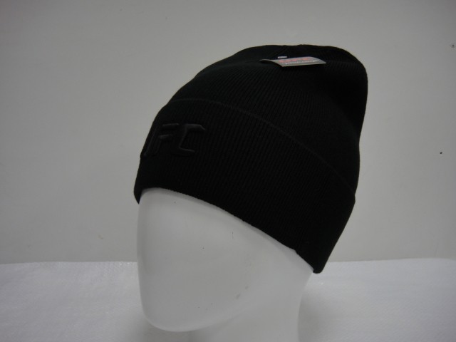  Шапка с отворотом