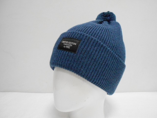  Стрит шапка с помпоном