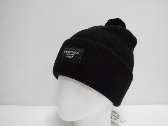  Стрит шапка с помпоном