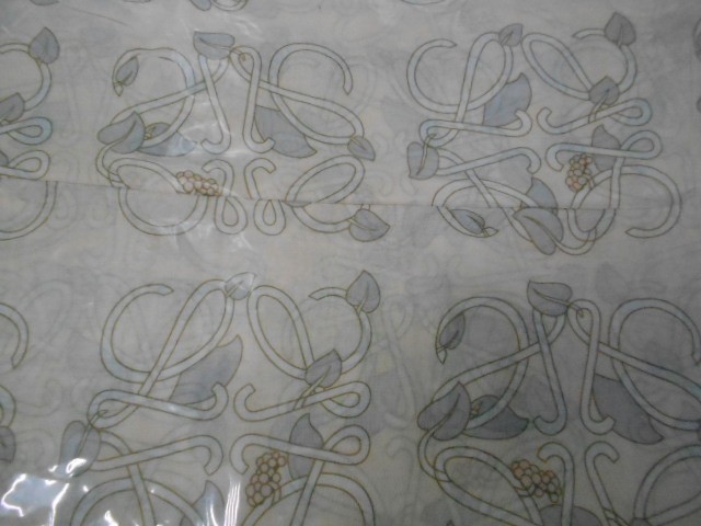 LOEWE палантин