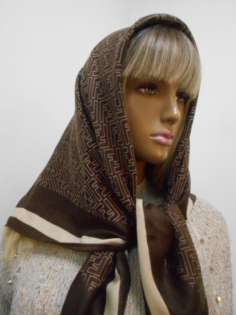  Fendi DG платок