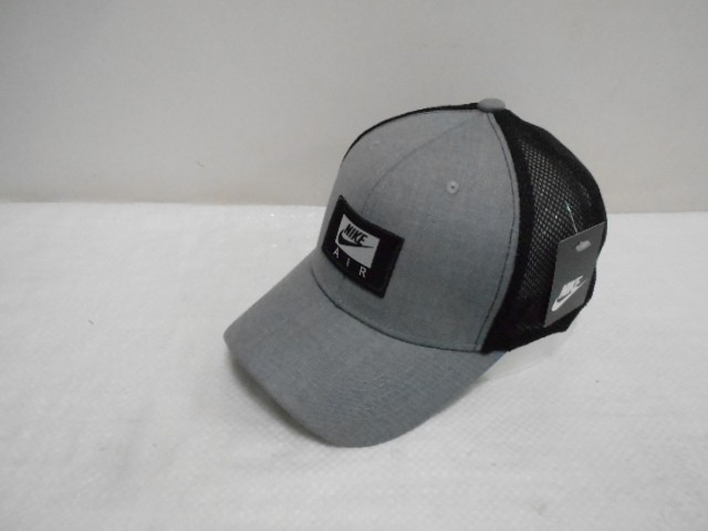  Бейсболка муж. с сеткой