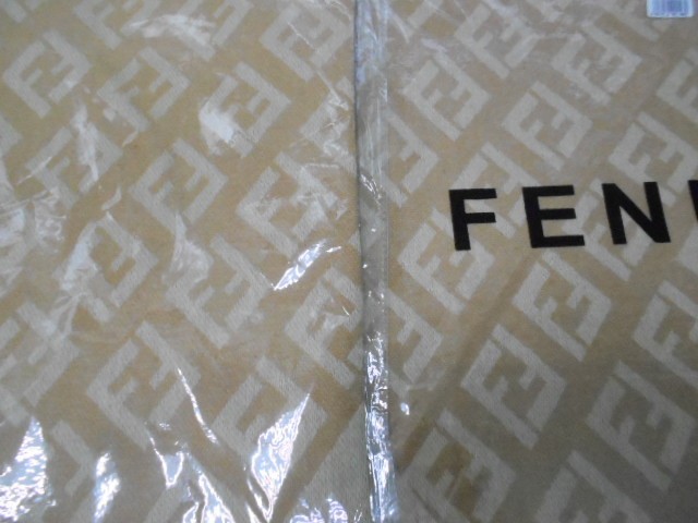  Fendi косынка