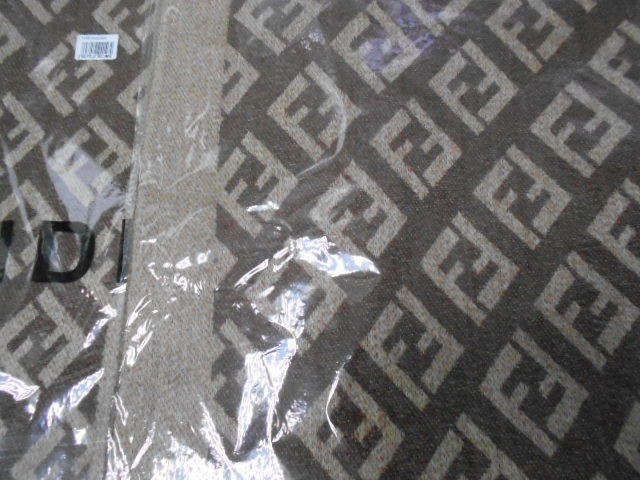  Fendi косынка